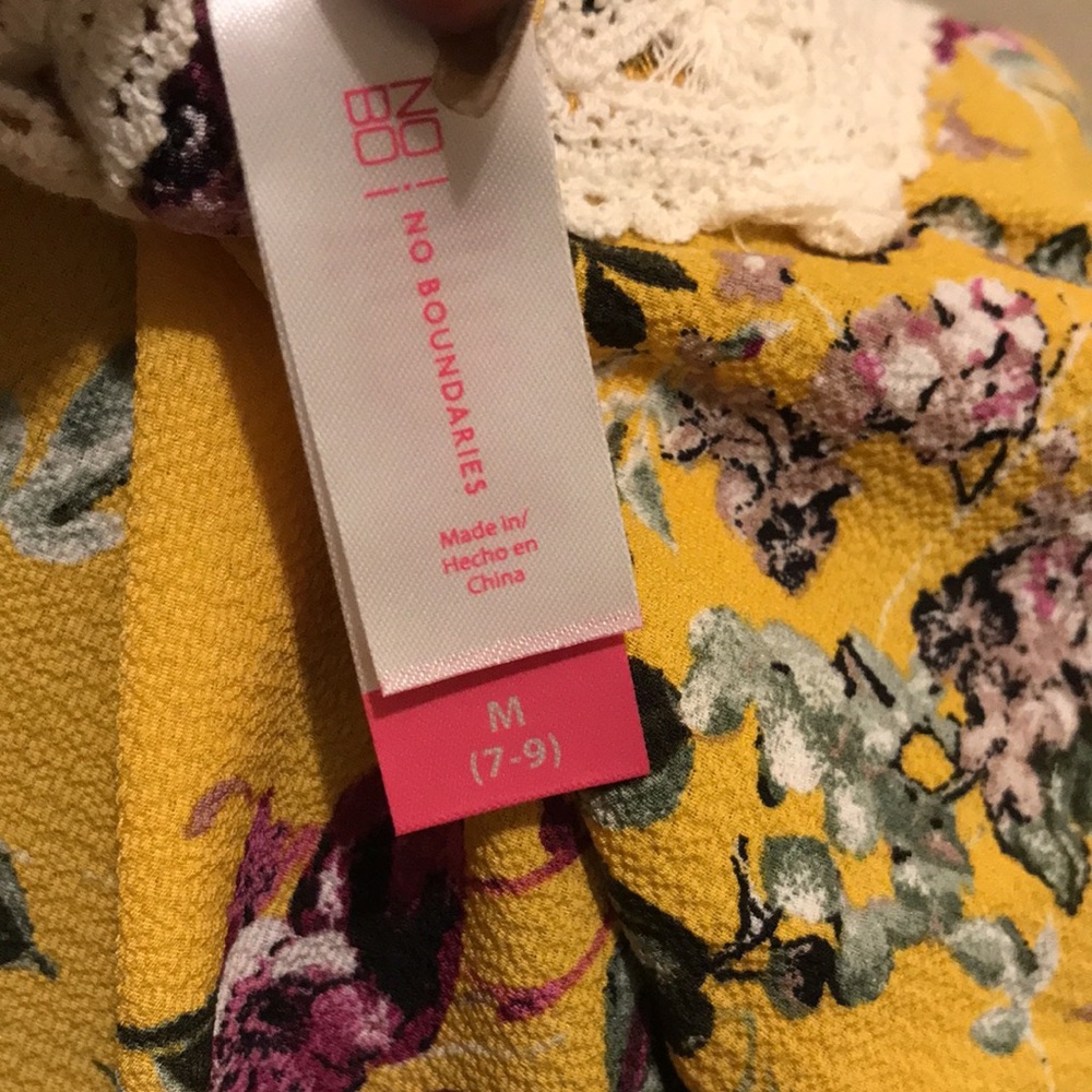 E) NOBO Floral Yellow Medium 
One-Piece Kimono Cardigan with Lace Trim - Picture 4 of 9
